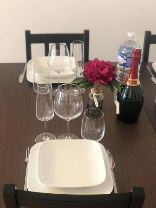 Superbe Appartement Tout Equipe, Le Nid D'Eva A Metz Gare, Parking Prive, Balcon, F2, 50M2, 3P Екстер'єр фото